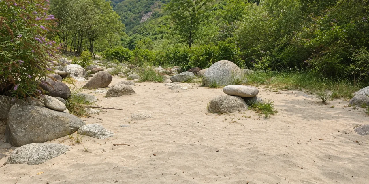 Spiaggia nudista di Balanghera a Varallo in Piemonte