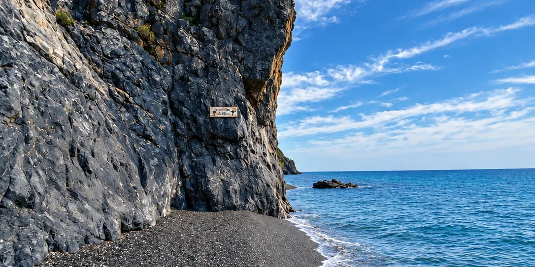 Spiaggia nudista del Troncone a Marina di Camerota